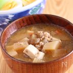 豚ひき肉で作る生姜香るコロコロ豚汁
