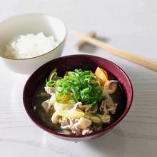 【とん汁】野菜たっぷりでダイエットにもお勧め。