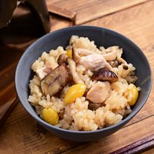 秋を炊き込む「鶏・栗・ぎんなん釜飯」