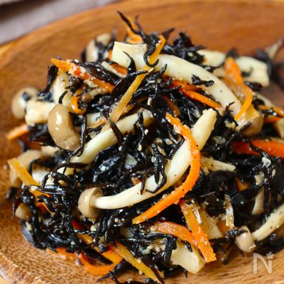 レンジで5分!【ひじき×きのこ胡麻ポンサラダ】さっぱり副菜♩