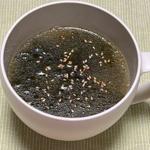 キャピタンの作ってみた!投稿(焦がしネギとわかめのピリ辛♡中華スープ【#簡単#水戻し不要】)