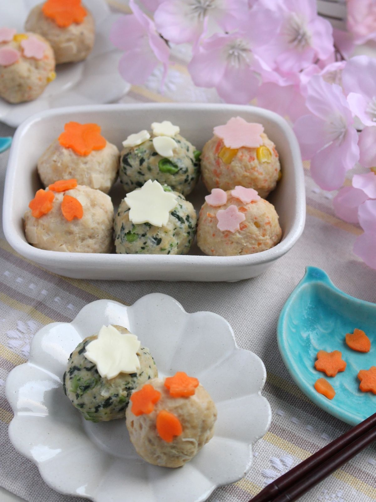 白だし香る♪ふんわりお花見とり団子 | レシピサイトNadia