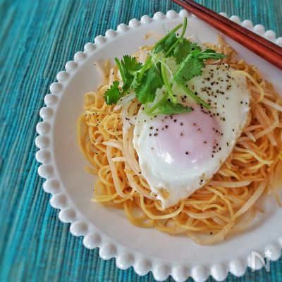 具はもやしだけ!パッタイ風焼きそば