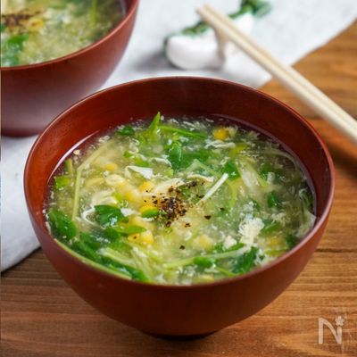 とうもろこしと豆苗のスープ