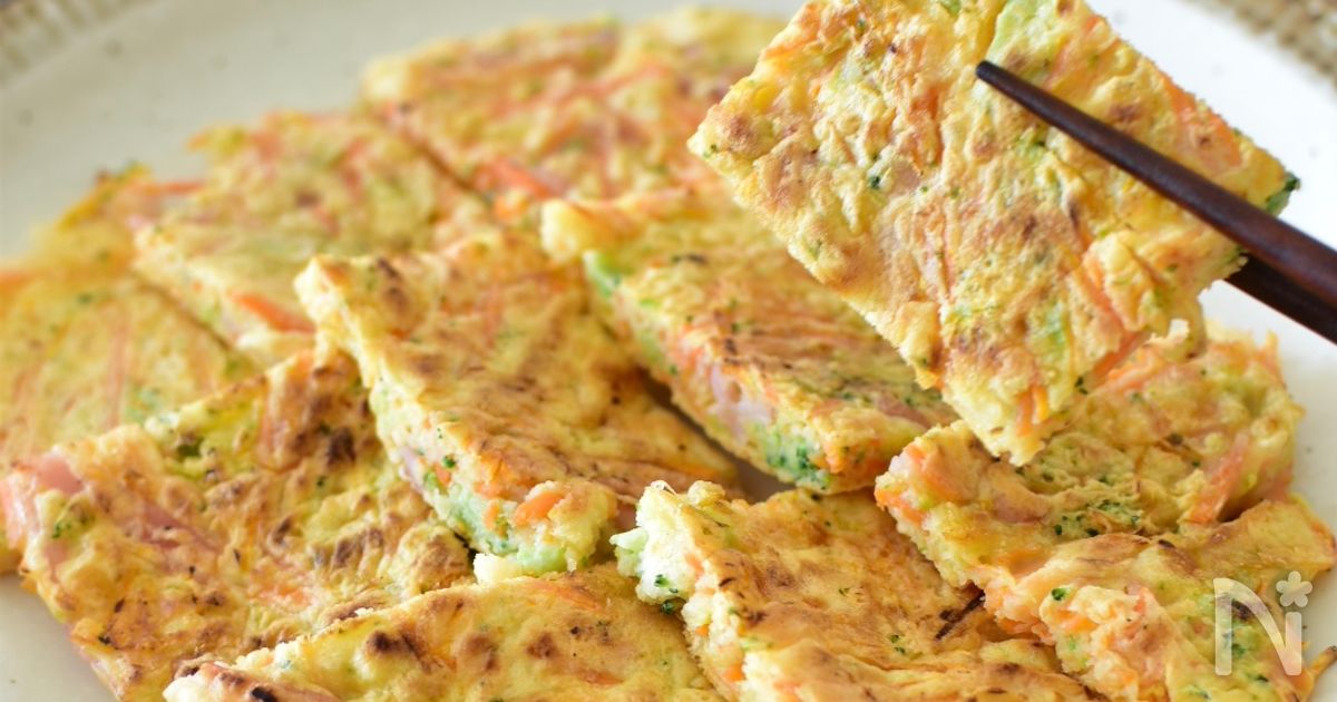 米粉でモフっと食感！人参とブロッコリーの洋風チヂミ
