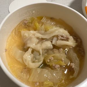 1339195の作ってみた!投稿(【ネギとひき肉のワンタンスープ】包まないワンタン♬︎)