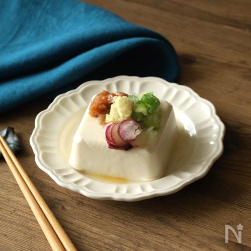 シャキシャキみょうがと塩ごま油のナムル冷ややっこ