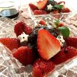 麩・餡・いちごのバルサミコ蜜