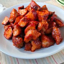 子供も喜ぶ！【さつまいもと豚肉のケチャップ炒め】