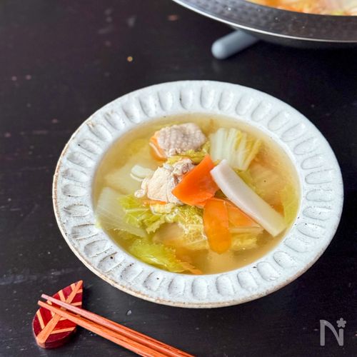 【煮込むだけ！お雑煮風鶏もも肉の白だし餅スープ】節約/時短