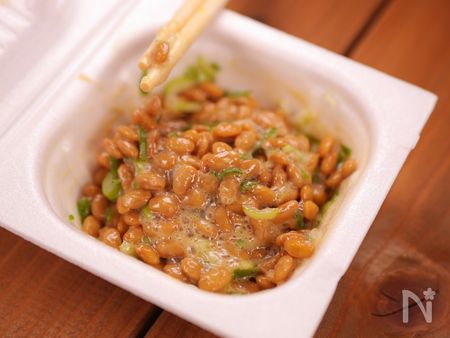 納豆を混ぜる