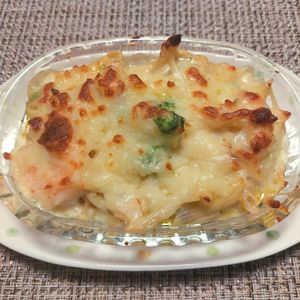 よっこの作ってみた!投稿(【えびマカロニグラタン】マカロニ別ゆで不要！うま味が広がる！)