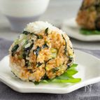 小松菜と白ごまの醤油焼きおにぎり