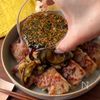 包丁まな板いらず【豚こまのそのまんま焼き簡単こく旨だれ】の工程5