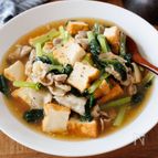 『豚バラ厚揚げと小松菜のコクうま中華あんかけ』ワンパン簡単♪