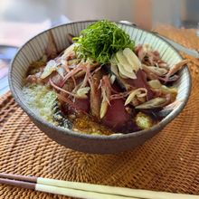鰹のあおさとろろ丼