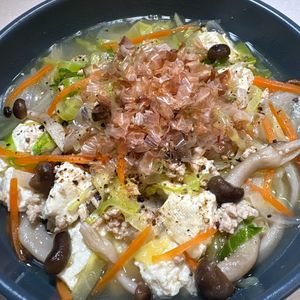 楽ラク手抜キッチン🐶🐾の作ってみた!投稿(【くずし豆腐とせん切り野菜のスープ】具沢山で食べ応え抜群！)
