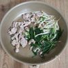 10分で爆速おかず♪【豚もやしニラたまのオイスター炒め】の工程3