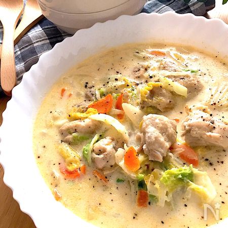 豆乳でヘルシー チーズでコクあり 鶏肉と白菜のクリーム煮 By ともきーた 伊藤 智子 レシピサイト Nadia ナディア プロの料理家のおいしいレシピ