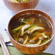 捨てがちなねぎの青い部分を活用！『きのことねぎのスープ』