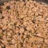 材料2つだけで作る「とろとろそぼろ丼」の工程2