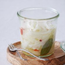新玉ねぎのピクルス