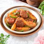 キョフテのトマト煮込み　トルコ料理　