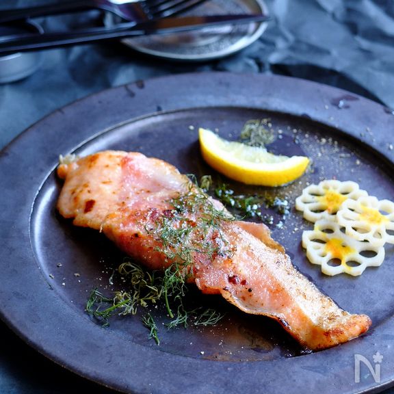 簡単オシャ飯☆鮭のサルティンボッカ！