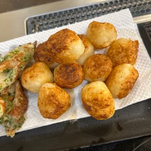 505766の作ってみた!投稿(栄養満足おかず【丸めるだけ！長芋ボール】)
