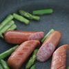簡単！【ジョンソンヴィルと彩り野菜のライスペーパーガレット】の工程1