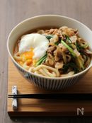 甘辛豚ごぼううどん