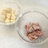 ご飯が止まらない！【鶏肉とじゃがいものコクうま炒め】の工程1