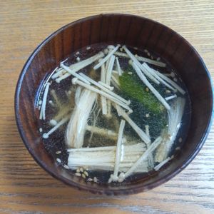 るるあ ୨୧˙˳⋆﻿の作ってみた!投稿(【この味！焼肉屋さんのネギ塩わかめスープ】ほぼ5分で完成♪)