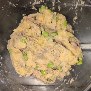 KUMIKOの作ってみた!投稿(ごぼうと枝豆たっぷり《ごまマヨ♡ポテトサラダ》)