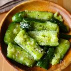 5分で完成！【旨塩たたききゅうり】胡麻油&にんにく香る♩