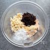 お惣菜屋さんみたいな【れんこんとひじきのふわシャキつくね】の工程3