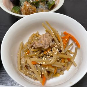 marikoの作ってみた!投稿(豚バラごぼうとこんにゃくの甘辛炒め【作り置き】)
