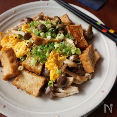 しめじと厚揚げのチャンプルー