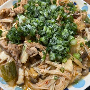 ゆくゆくの作ってみた!投稿(【豆腐ときのこの豚キムチ煮】煮てもおいしい豚キムチ！)