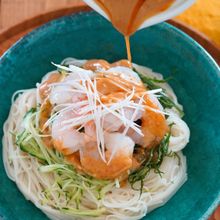 【10分】食欲増進♪ピリ辛ごまだれの「担々風海老そうめん」