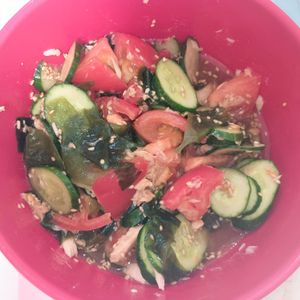 milkの作ってみた!投稿(トマトときゅうりとわかめの中華サラダ【#切って和えるだけ】)