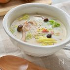寒い日にほっこり温まる♡ベーコンと白菜の豆乳スープ
