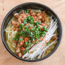 簡単なのに本格派!ちゃちゃっと作れる♪濃厚鶏白湯ラーメン