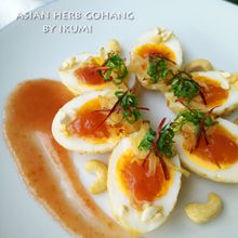エスニック✿揚げ卵の梅ナンプラーソースがけ