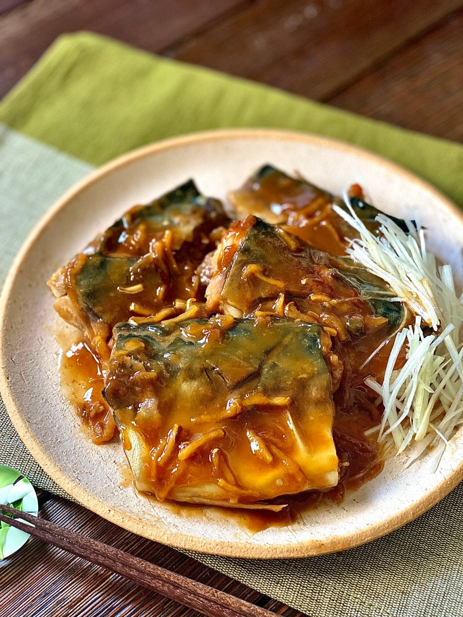 短時間の煮込みで仕上げる【ふんわりさばのみそ煮】 | レシピ