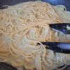 生ハムアボカドクリームパスタの工程4