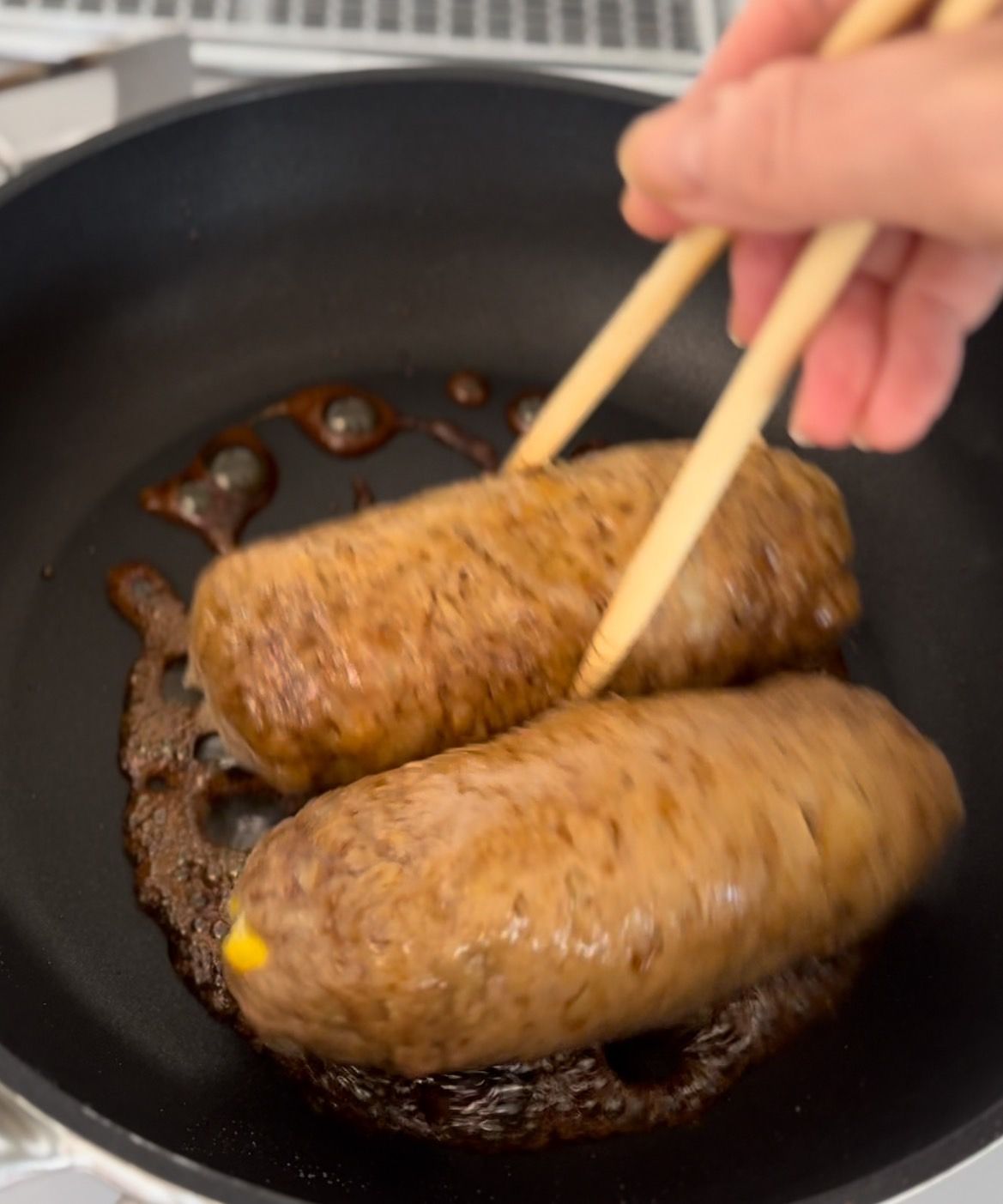 子どもが喜ぶおせち料理「照り焼き和風ミートローフの飾り巻き」