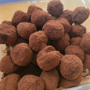まあむの作ってみた!投稿(チョコレート不使用！豆腐で滑らか濃厚な生チョコ★材料4つ)