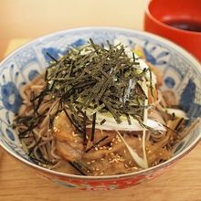 みんな大好き！肉そば