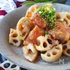 【シャキッと美味しい】材料2つで鶏肉とれんこんのごま味噌炒め